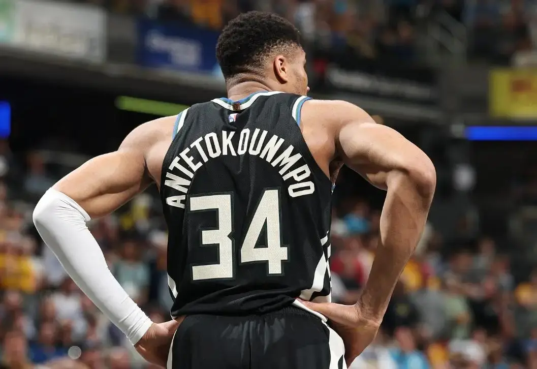 加入两万分, 个赛季场均