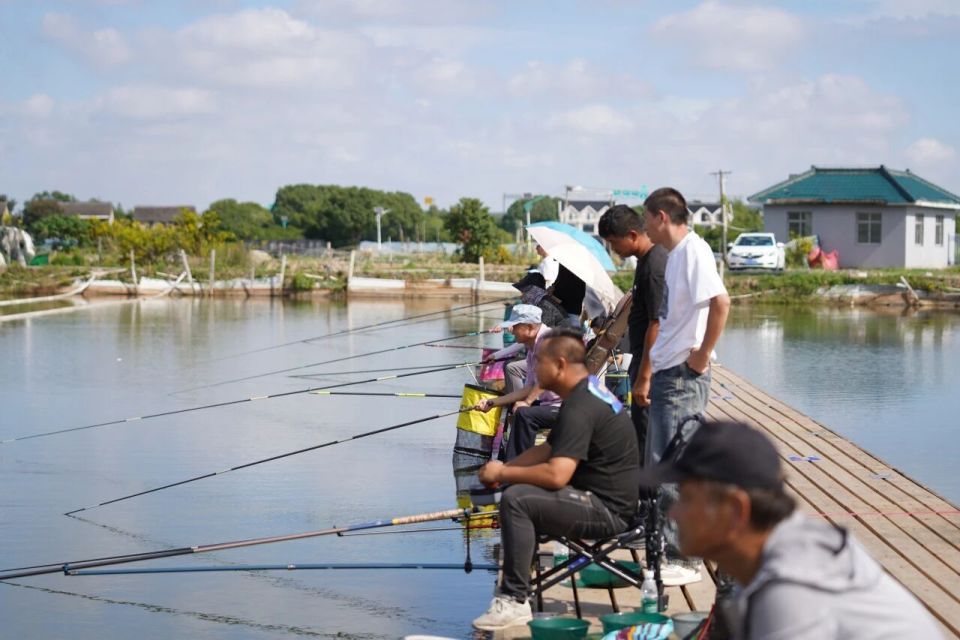 展的动力, 出生于 展的动力, 出生于