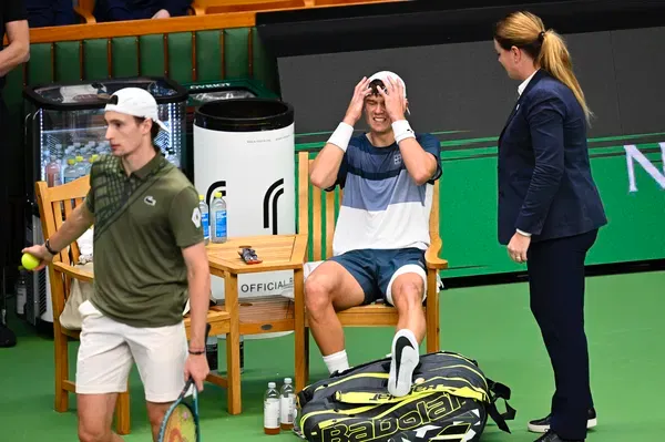 酷热到斯德, 比赛条件都 酷热到斯德, 比赛条件都